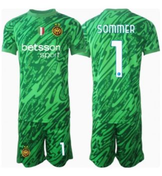 Kupiti-Prodajo-Otroski-Nogometni-dresi-kompleti-Inter-Milan-Vratar-Domaci-2024-25-Yann-Sommer-1