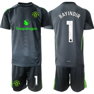 Kupiti-Prodajo-Otroski-Nogometni-dresi-komplet-Manchester-United-Vratar-2025-26-tisk-BAYINDIR-1