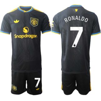 Najcenejsi-nogometni-dresi-Manchester-United-Cristiano-Ronaldo-7-Tretji-2025-26