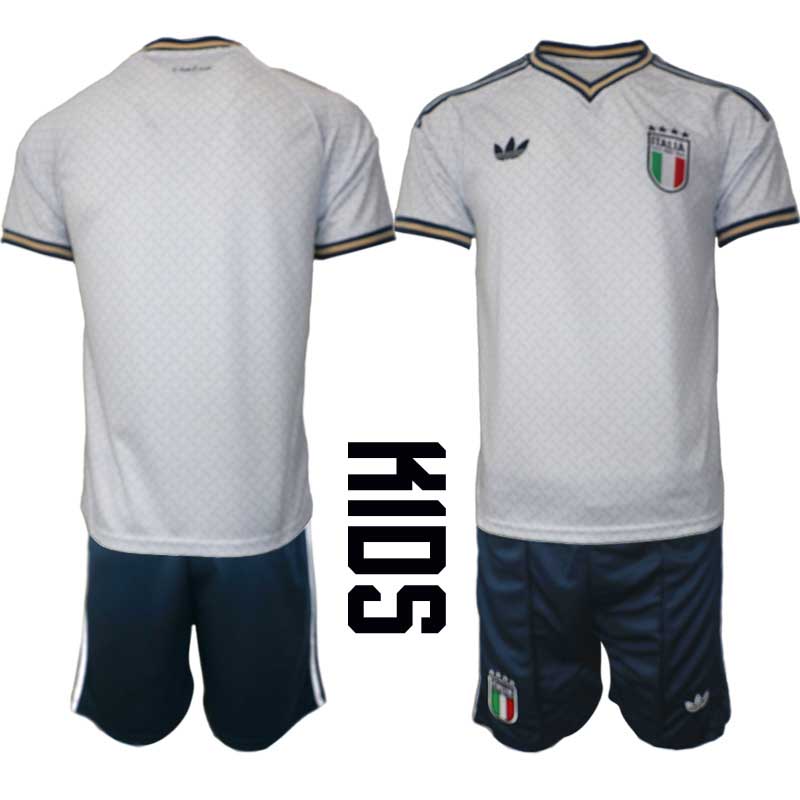 Najcenejsi-Otroski-nogometni-dresi-komplet-reprezentance-Italija-Gostujoci-SP-2026-z-lastnim-tiskom